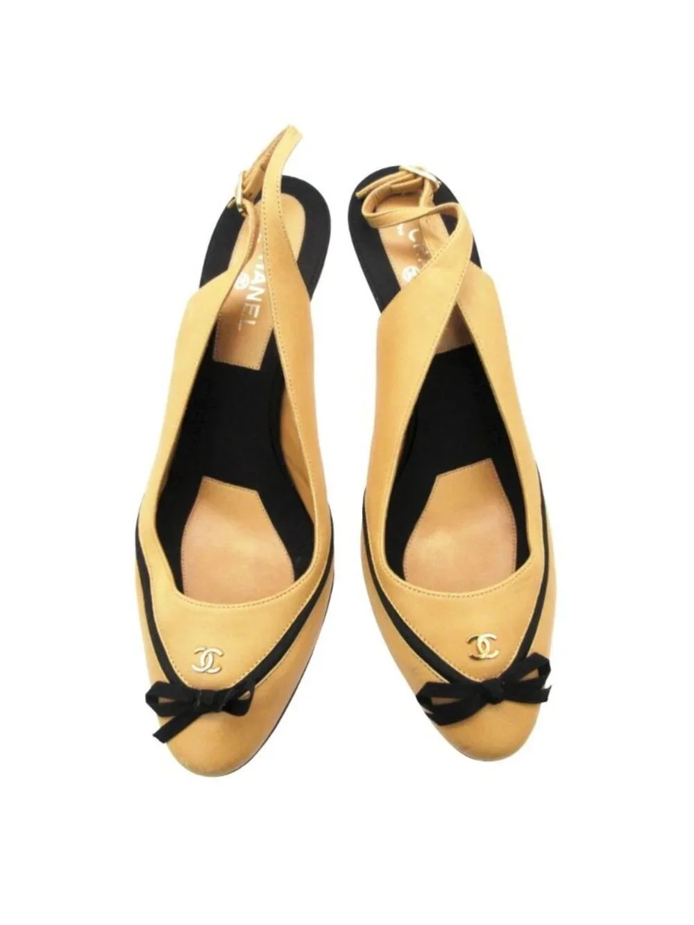 CHANEL pumps cc
